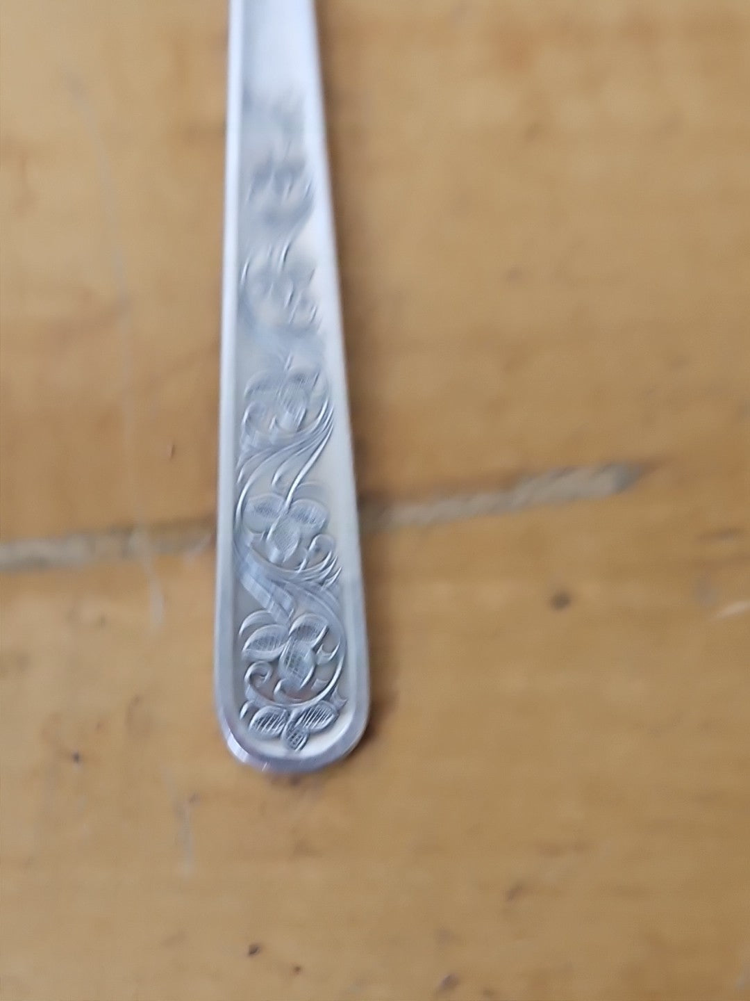 47324418