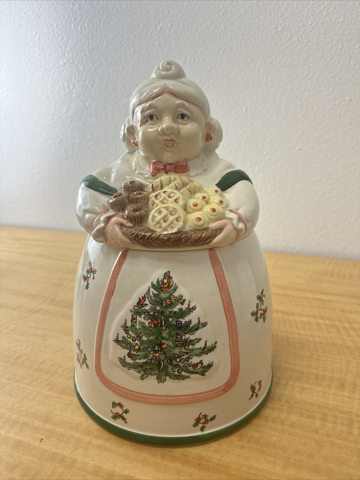 Department 56 Glitterville cookie jar sold vintage