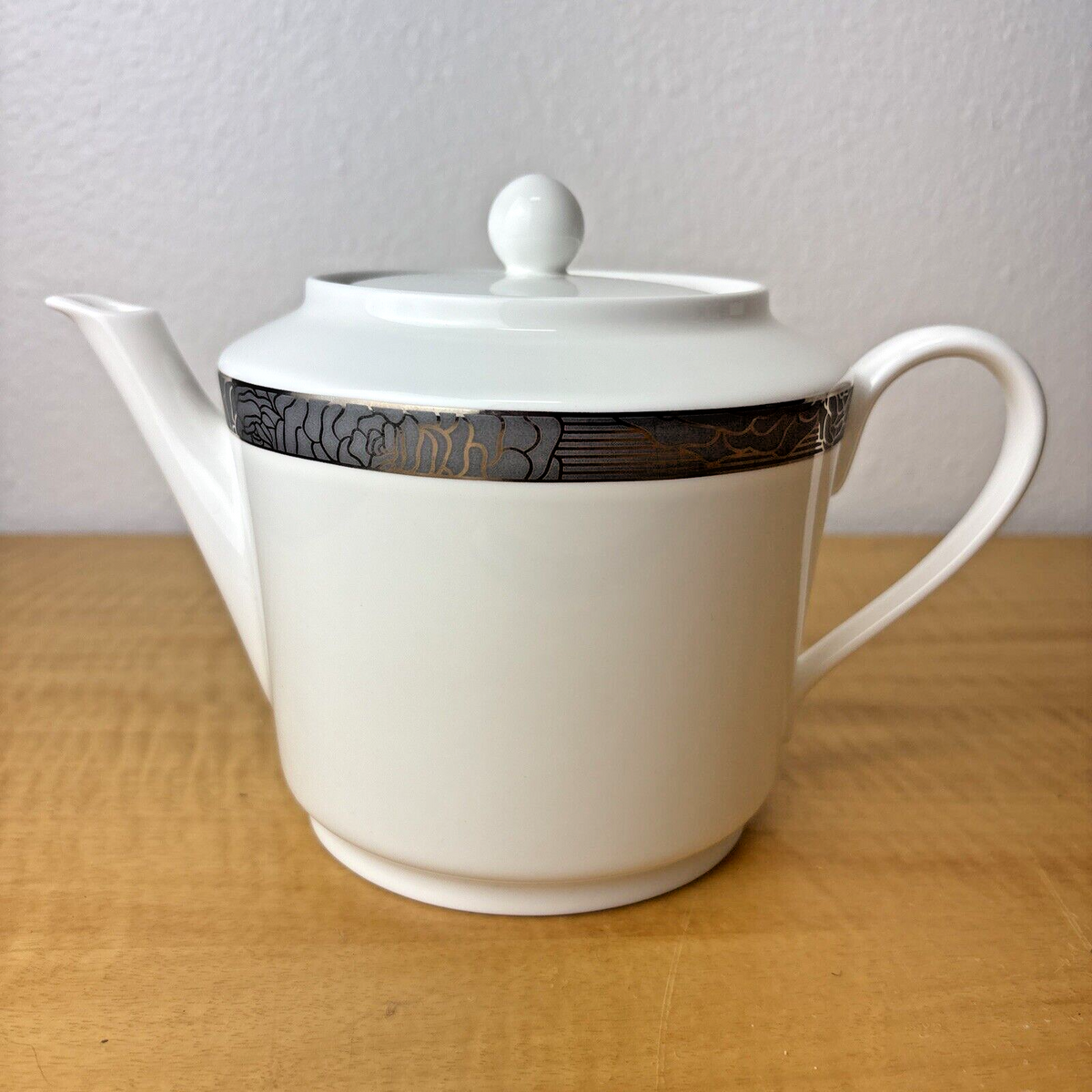 Richard Ginori Gian Battista Vannozzi Lago Graphics Teapot