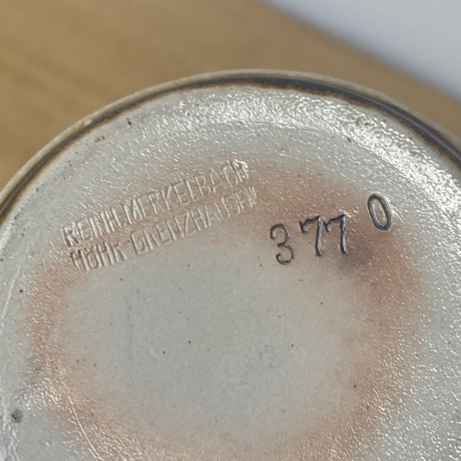 47272592