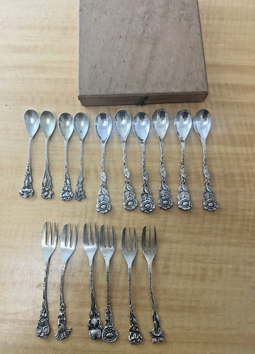 Georg Nisson GERO 90 Silverplate Holland Flower Designs Spoons and
