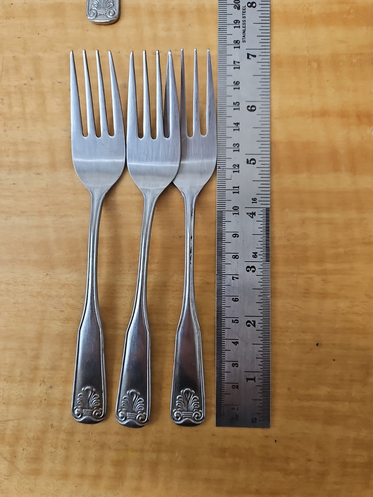 47556105