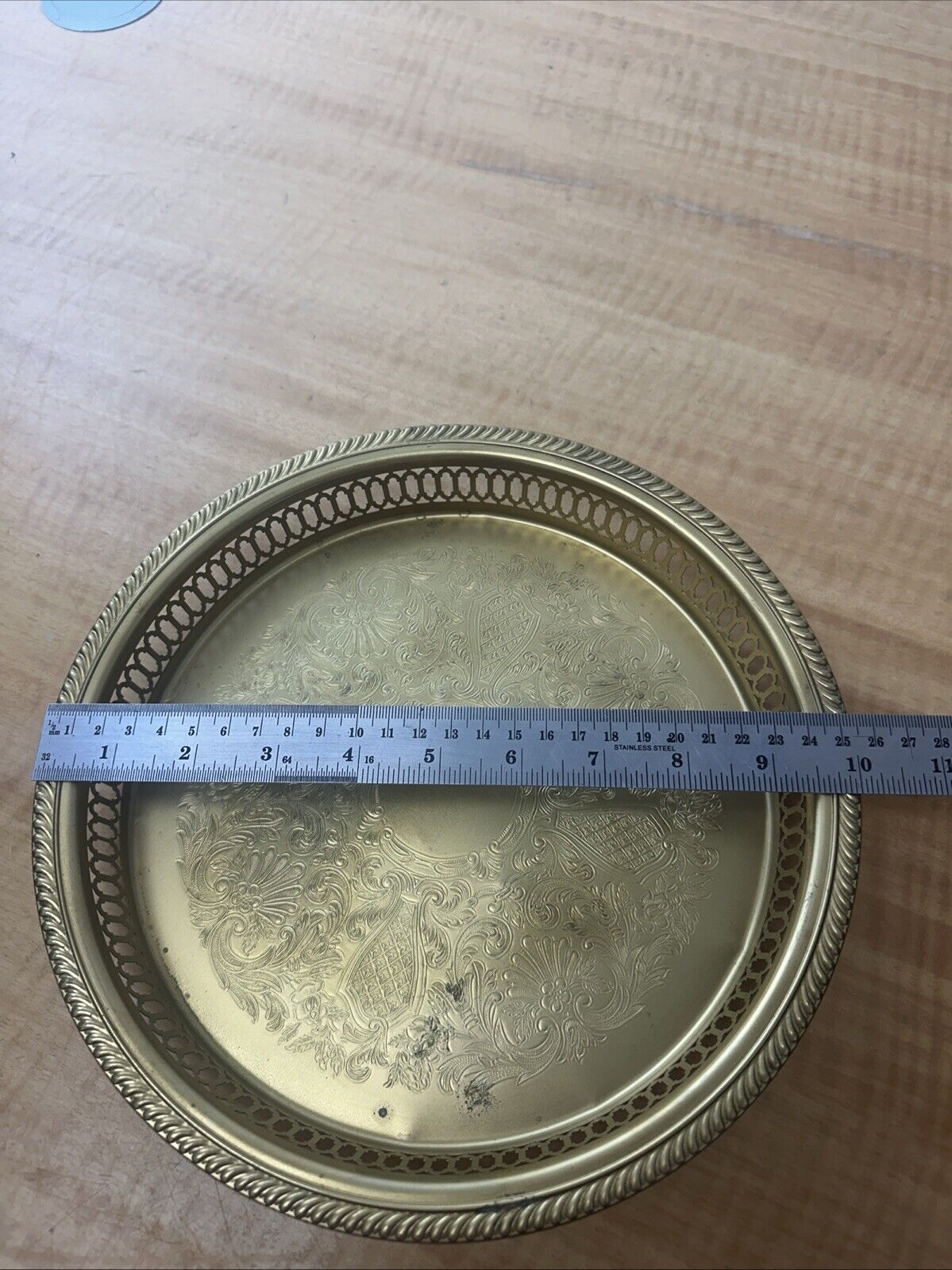 43722854