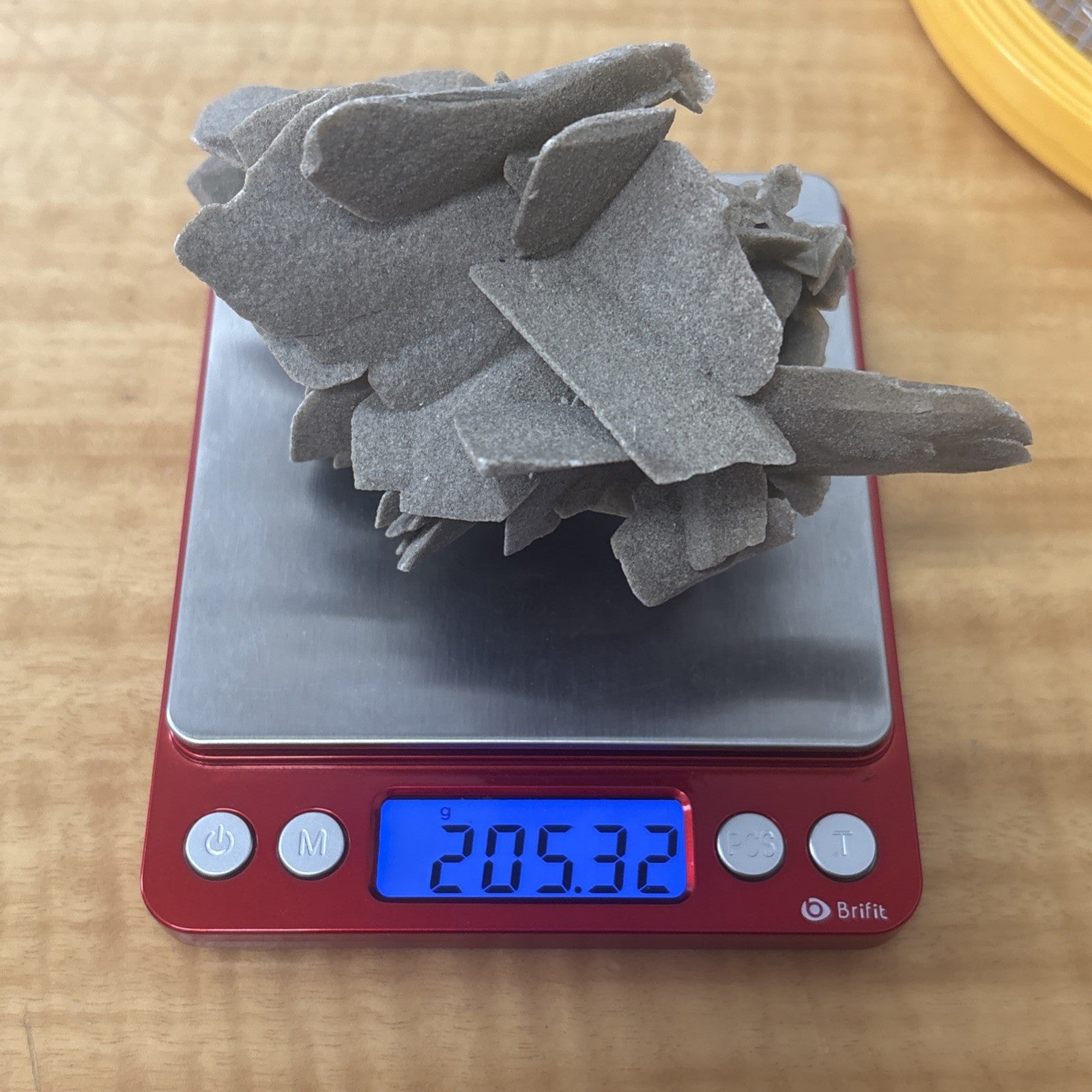 46997625