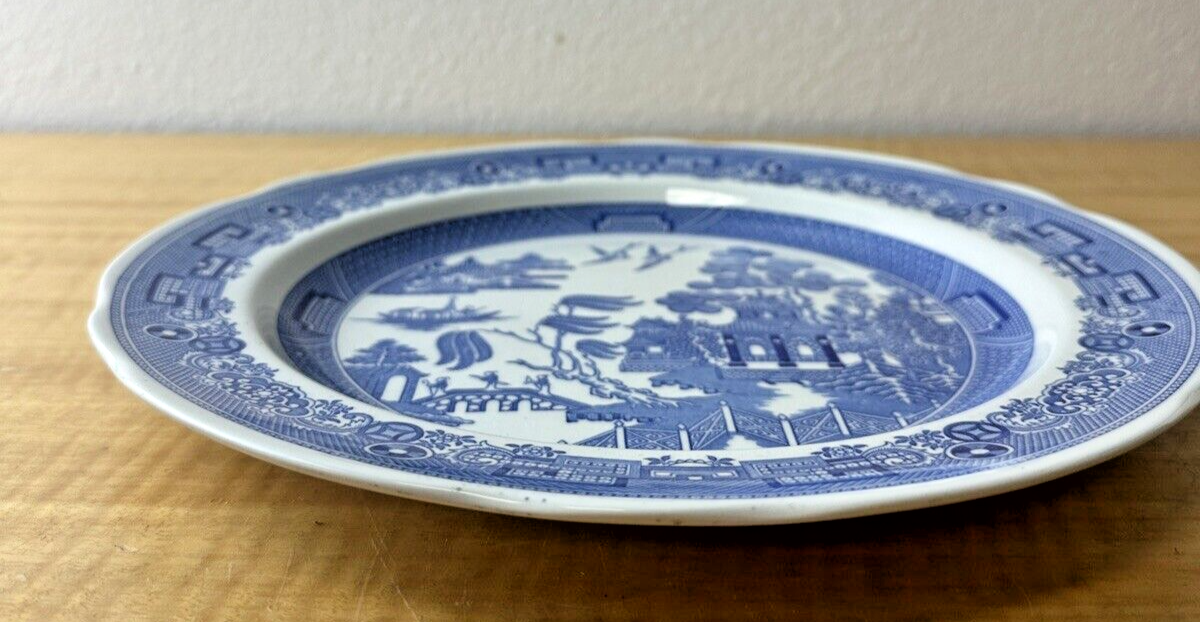Vintage Johnson Brothers Blue Willow Dinner Plates Johnson