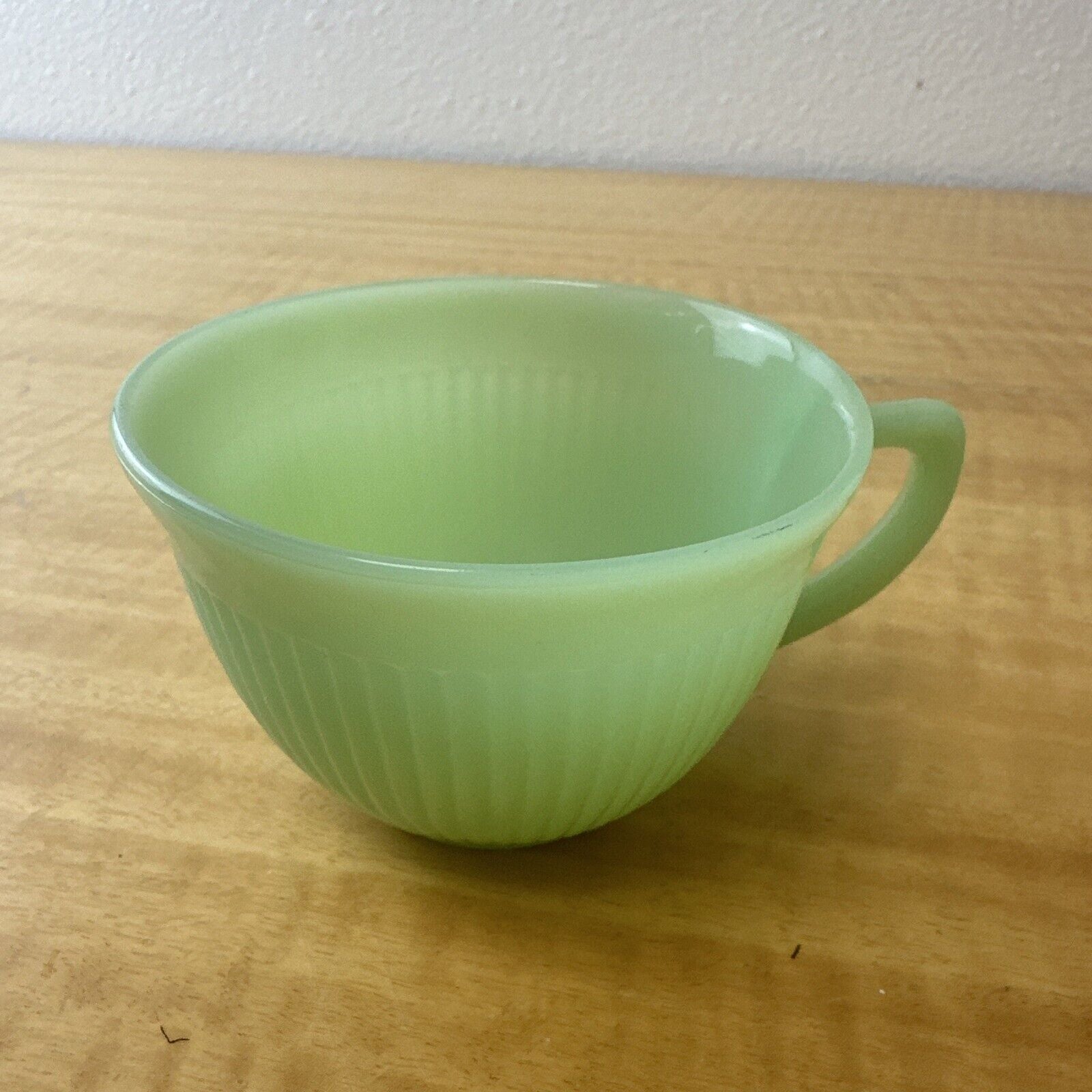 Vintage Fire-King hot jadeite